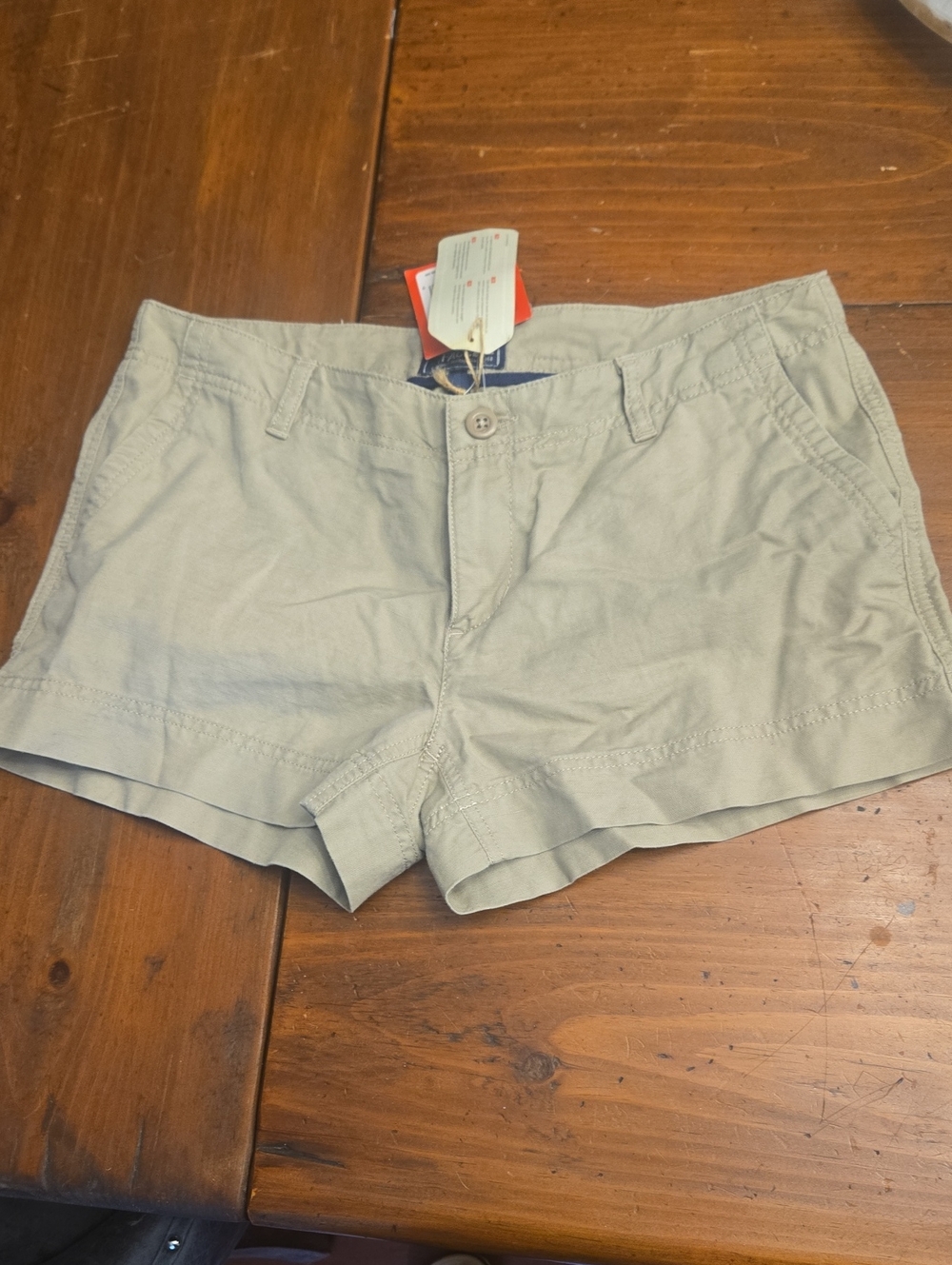 Nwt Northface Women’s Beige Size 6 Casual Shorts